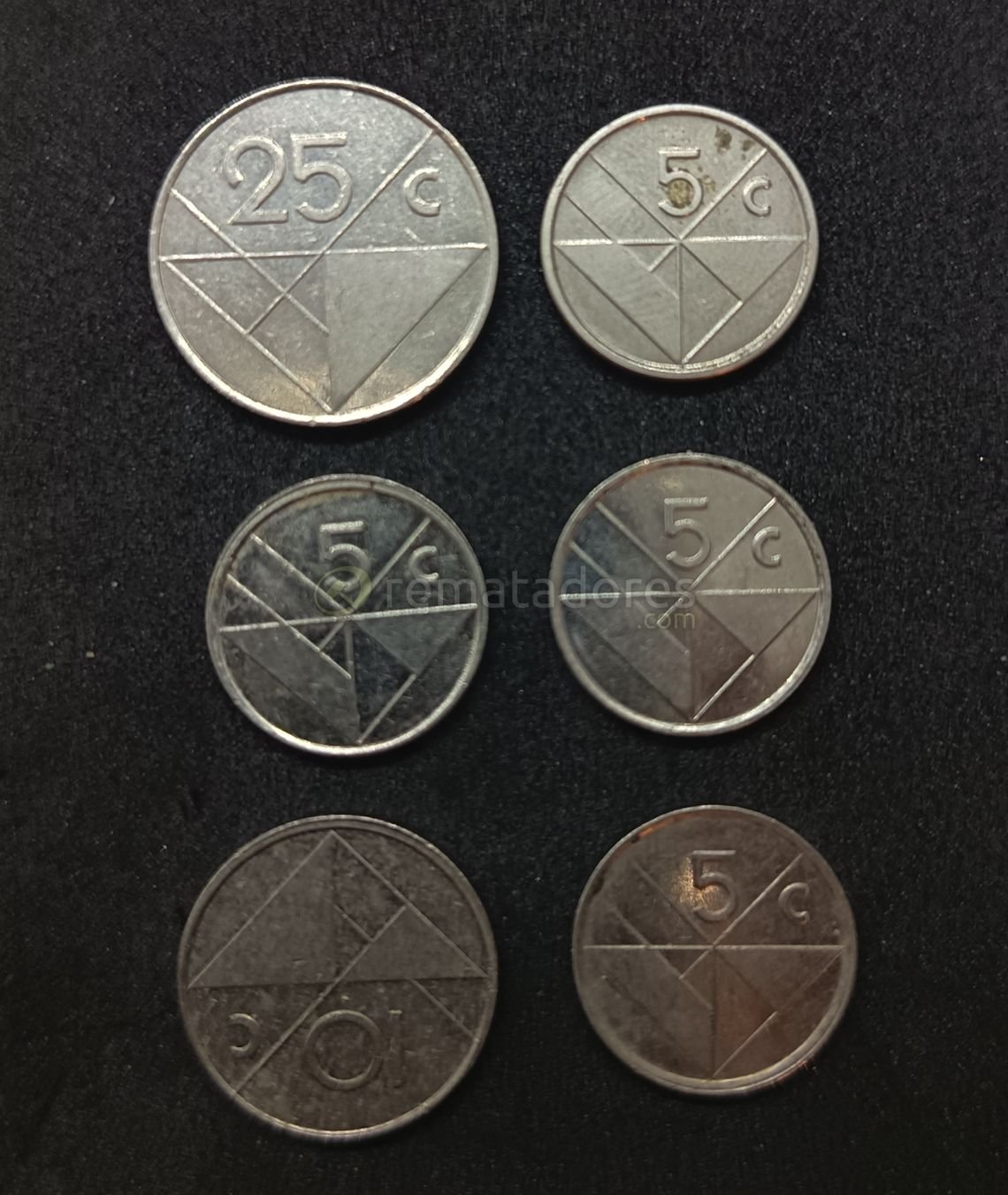 Lote de 6 Monedas Antiguas: 25 y 5 Centésimos