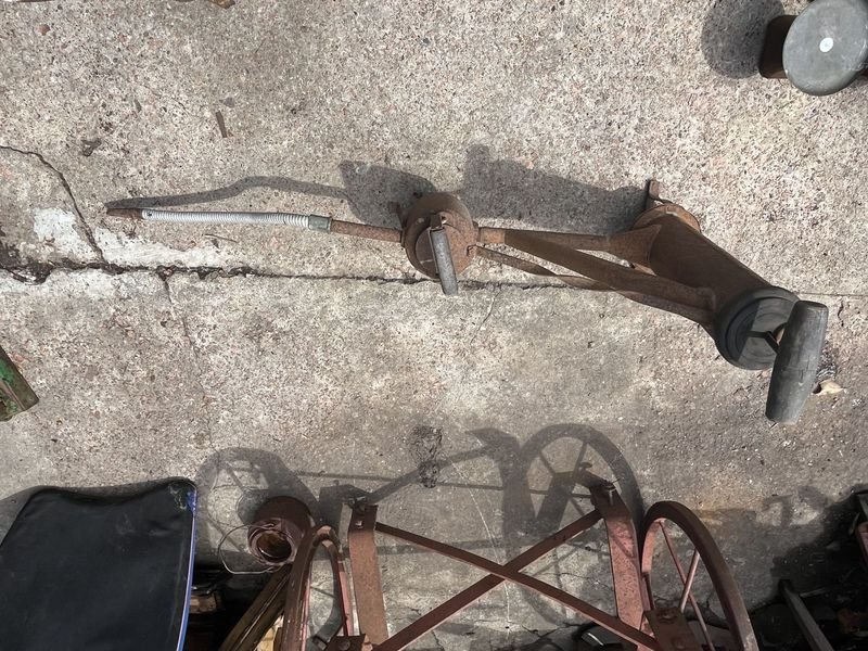 Item 884060 - Image 1