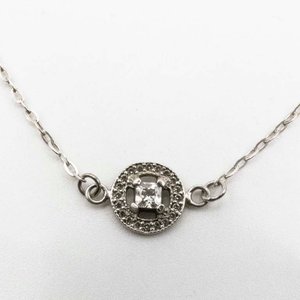 Lote siguiente: Dije de Plata con Circonias y Cadena de 50 cm