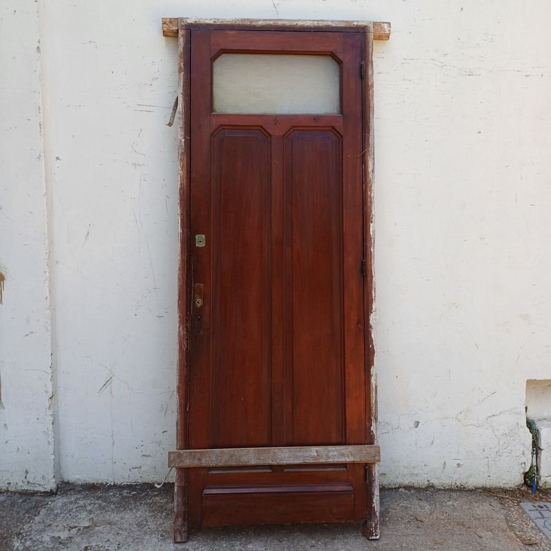 Puerta de tablero y vidrio con marco, completamente en cedro - imagen 1