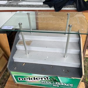 Lote siguiente: Mostrador Caramelera Beldent con Exhibidor de Vidrio