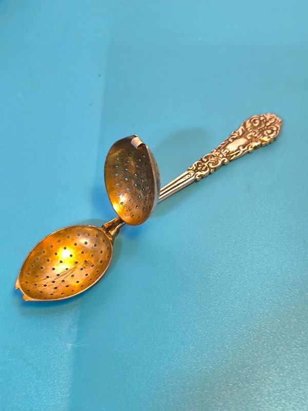 Infusor de té victoriano-cincelado roccoco antiguo - imagen 1