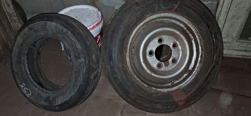 Item 880850 - Image 1