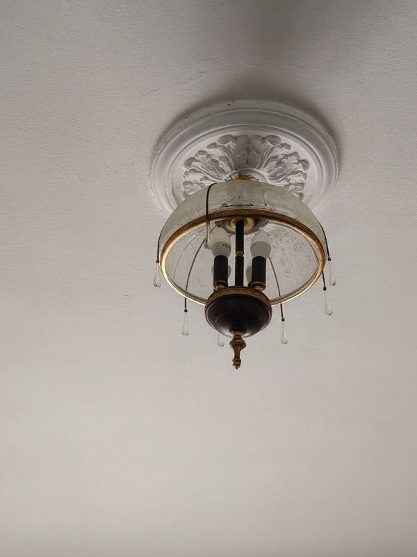 Plafón de Techo en Bronce y Vidrio con Gotas Decorativas