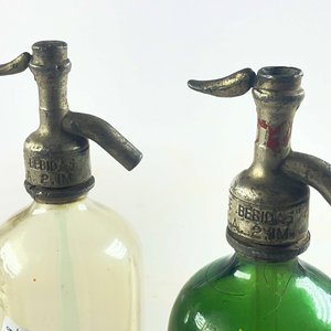 Dos Sifones Antiguos: Hialino y Verde - imagen 3