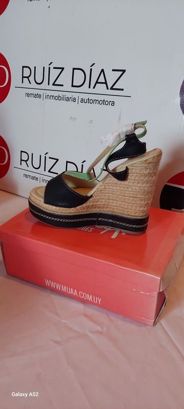 Lote anterior: Zapatos de talla 38 en venta
