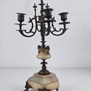 Par de Candelabros de Bronce y Alabastro Estilo Clásico - imagen 5
