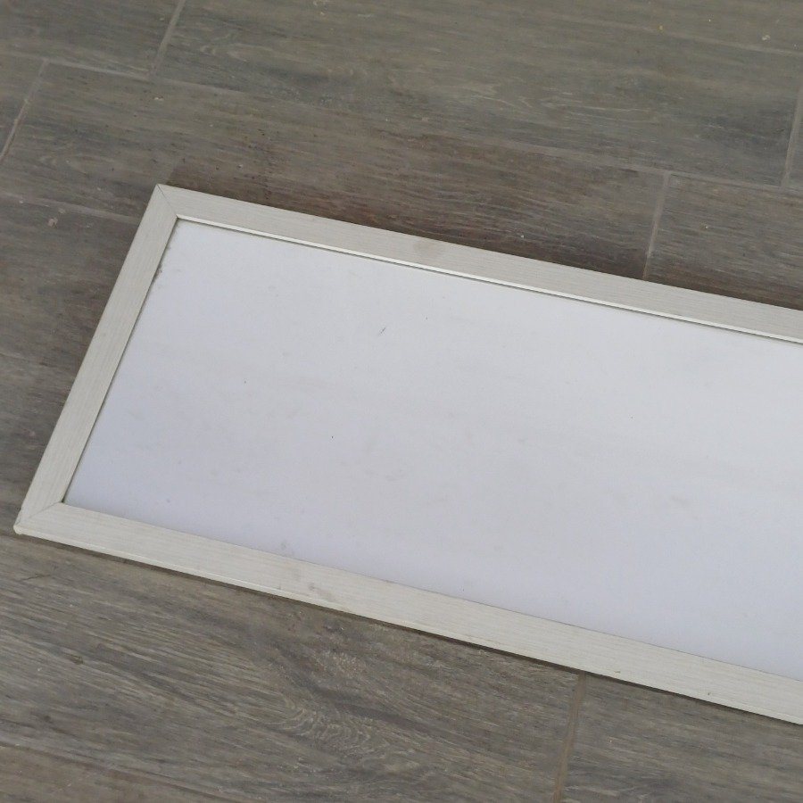 Espejo rectangular con marco de imitación madera - imagen 3