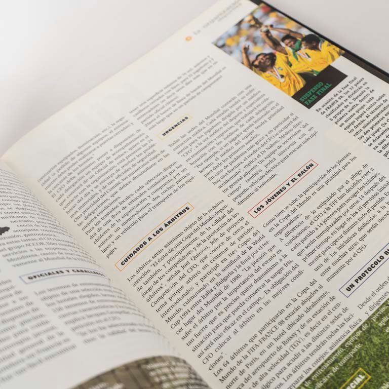 Revistas de Fútbol Históricas y Encuadernadas - imagen 2