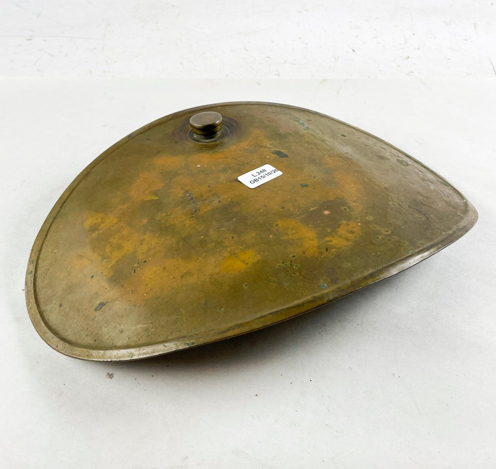 Antiguo Calentador de Agua de Bronce con Tapa y Asa