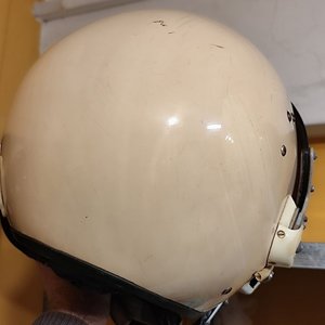Casco de Piloto Soviético ZSH-5 con Máscara de Oxígeno KM-34 - imagen 4