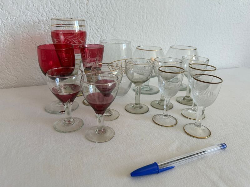 Lotes de copas de vino y accesorios - imagen 2