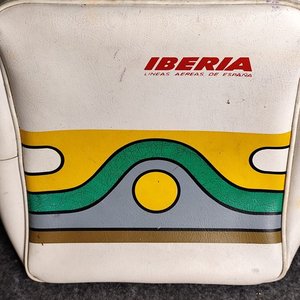 Lote siguiente: Bolso Bandolera Iberia Líneas Aéreas de España Vintage