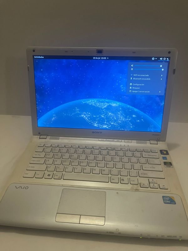 Laptop Sony Vaio con buena condición - imagen 5