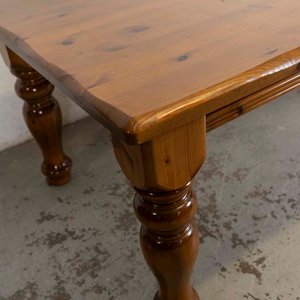 Mesa de Comedor Grande de Pino con Patas Torneadas - imagen 2