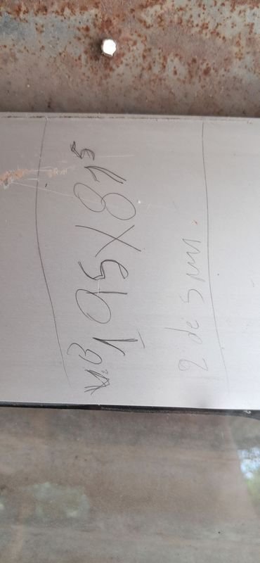 Item 881102 - Image 1