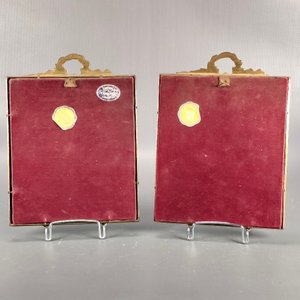 Par de Miniaturas Pintadas a Mano y Firmadas con Marcos de Bronce Estilo Francés - imagen 12