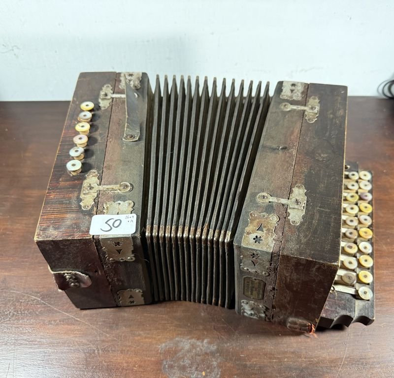 Item 847589 - Image 1