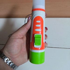 Linternas Infantiles de Plástico con Correa - imagen 4