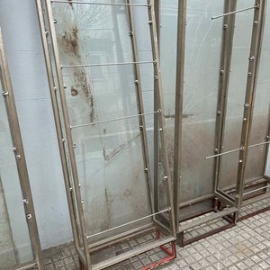 6 Estanterías Metálicas con Vidrio - imagen 3