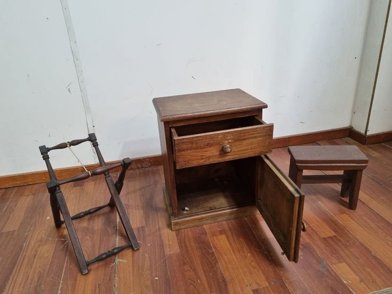 Muebles de Mesa y Banquito en Madera con Metal - imagen 3