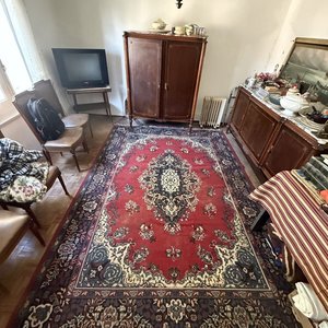 Lote anterior: Alfombra Estilo Persa con Medallón Central y Flecos