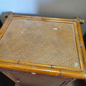 Mesa de Luz de Bambú con Cajón y Puerta - imagen 2
