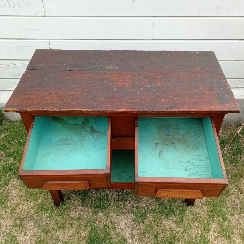 Mueble auxiliar en cedro con dos cajones y un estante - imagen 2