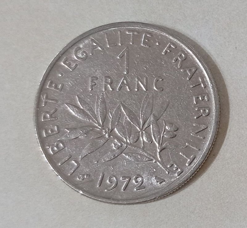 Moneda francesa de 1 franco, acuñada en el año 1972 - imagen 2