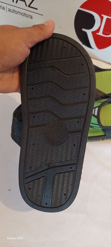 Zapatillas de verano para hombre - imagen 3