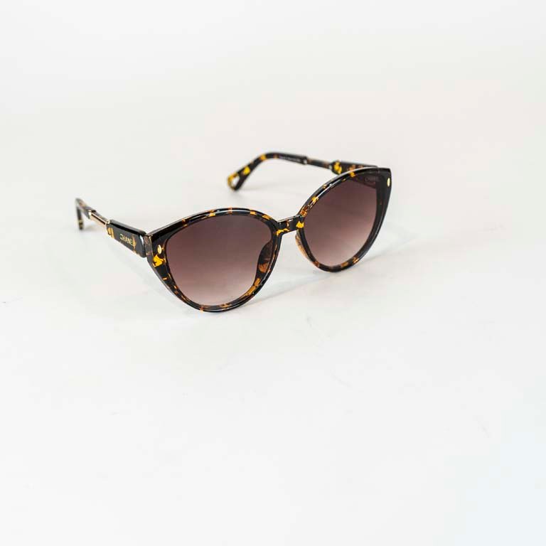 Lote siguiente: Lentes de sol con patrón de leopardo