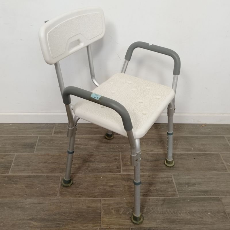 Silla para baño graduable en aluminio - imagen 2