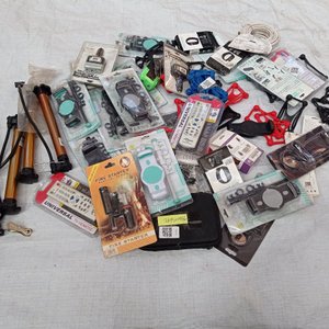 Lote de soportes de celulares en buen estado. - imagen 2