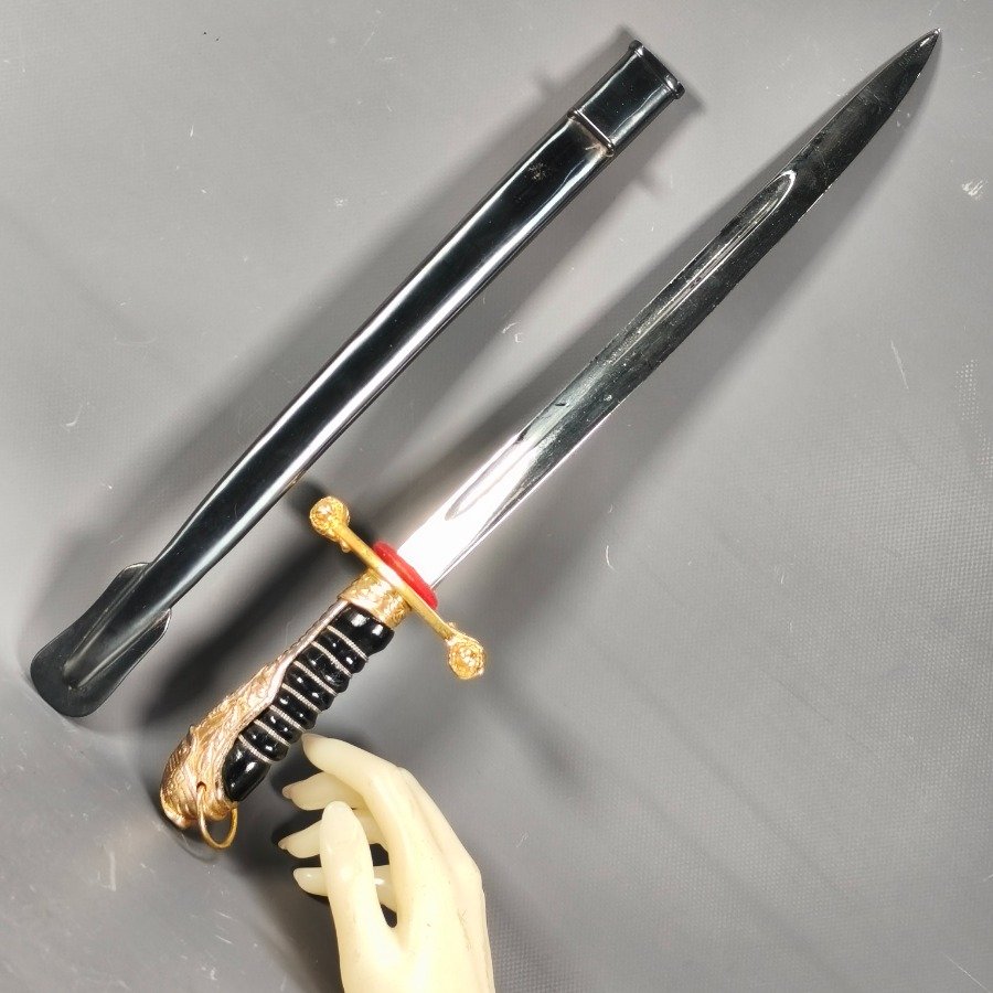 Item 15209 - Image 10