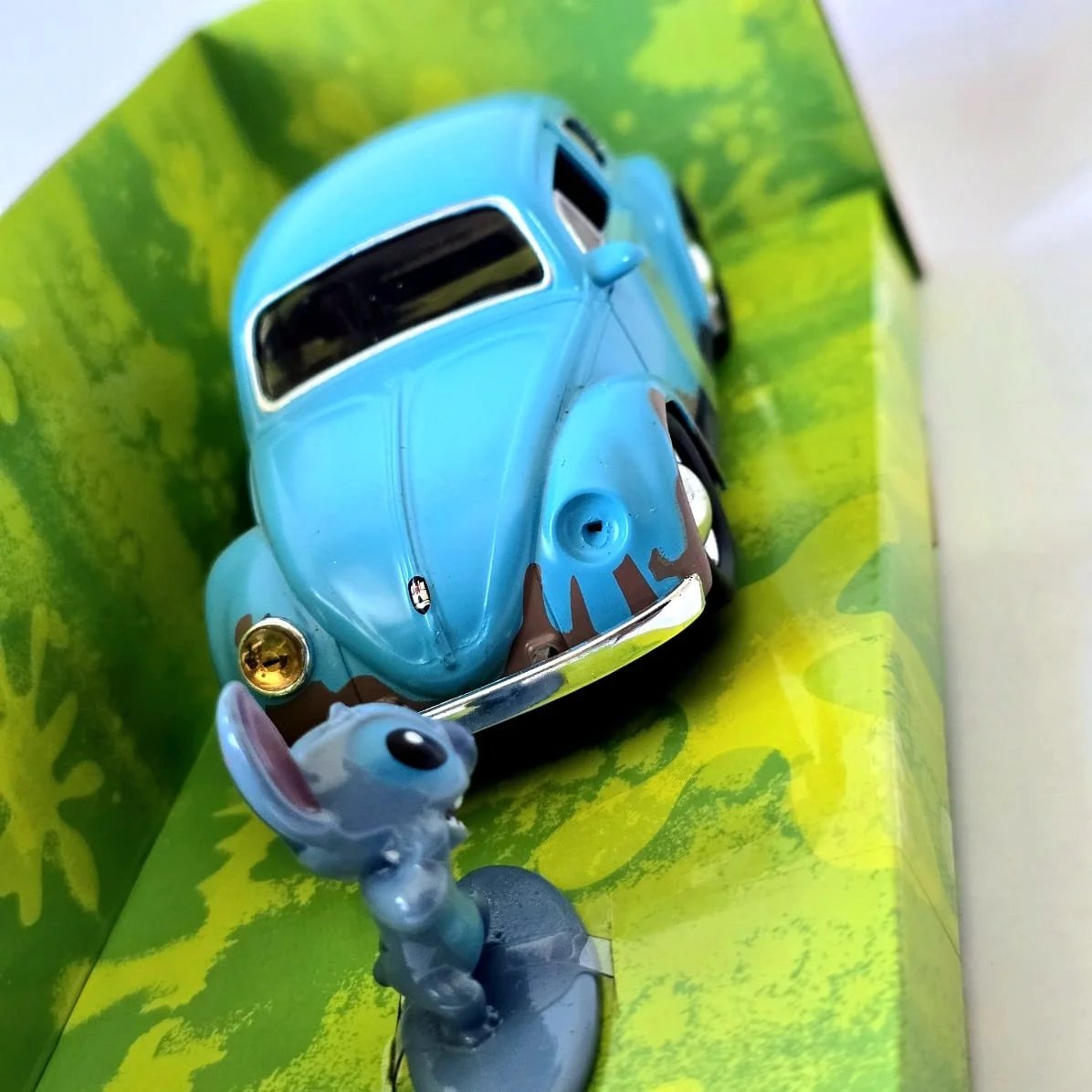 Juguetes de Stitch y Volkswagen Beetle - imagen 9