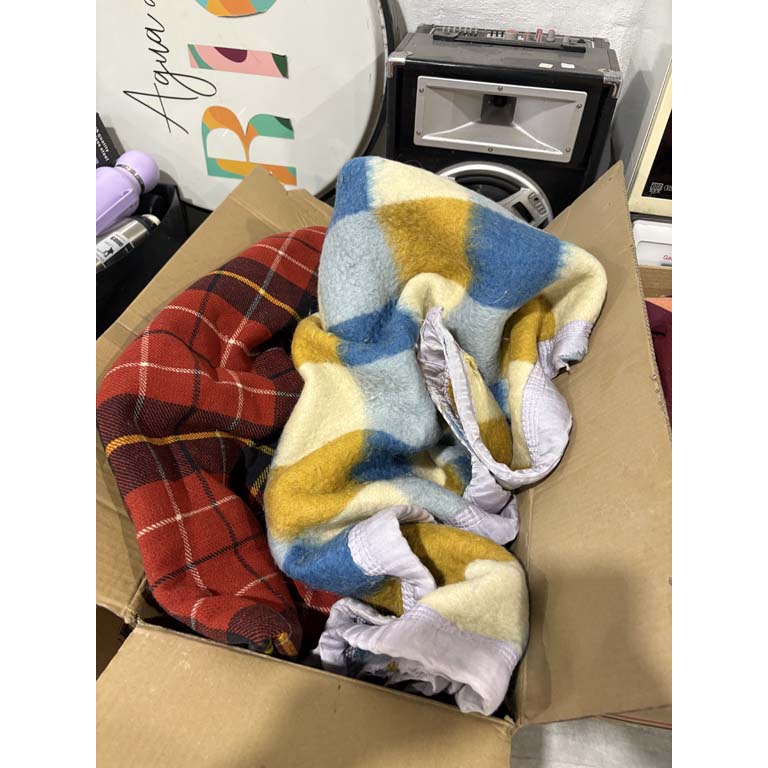 Lote anterior: Lote de Ropa y Accesorios en Venta