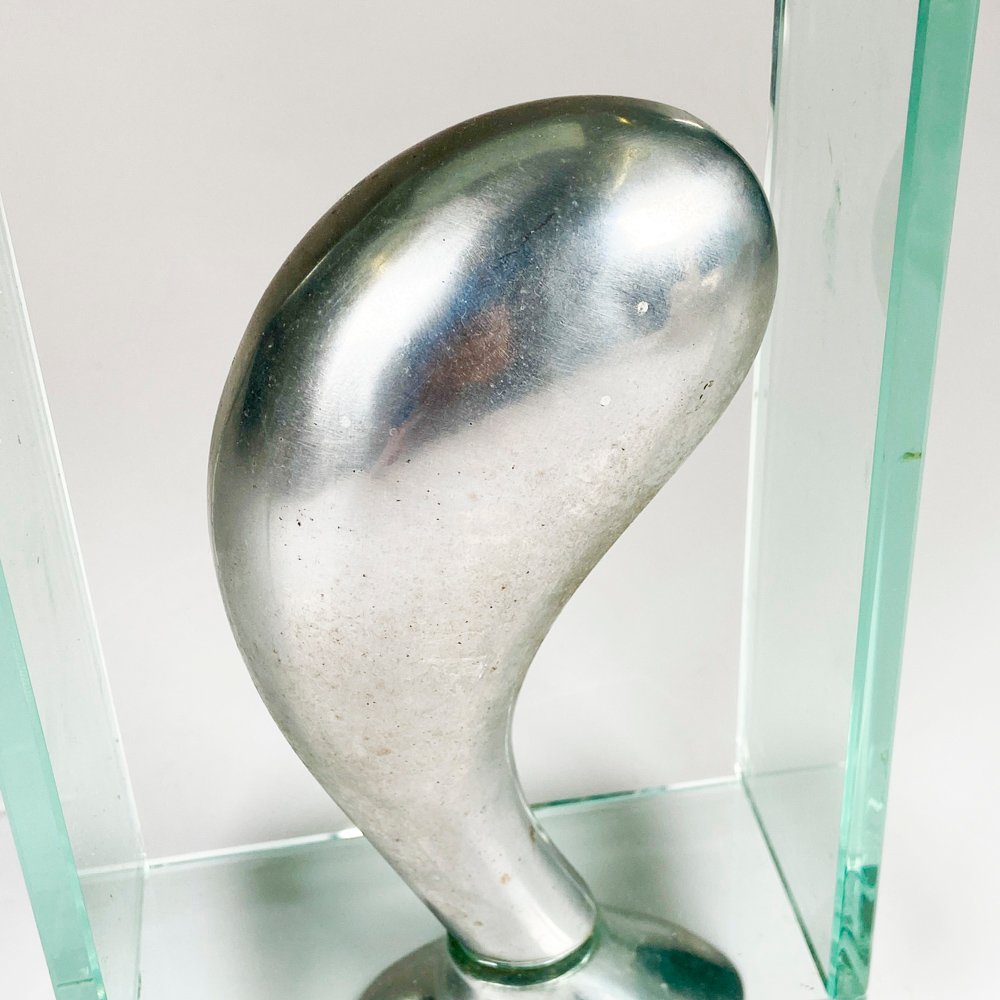 Escultura Modernista en Aluminio de Lisa Mori - imagen 2