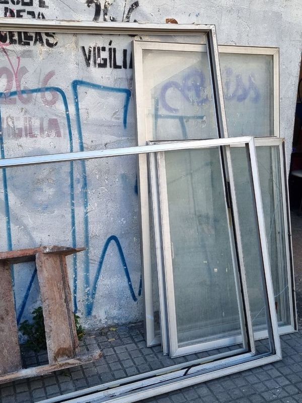 Item 869464 - Image 2