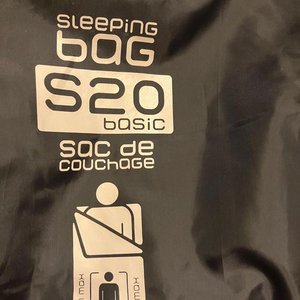 Sobre de dormir de la marca Quechua (Decathlon), específicamente el modelo S20 Basic - imagen 2
