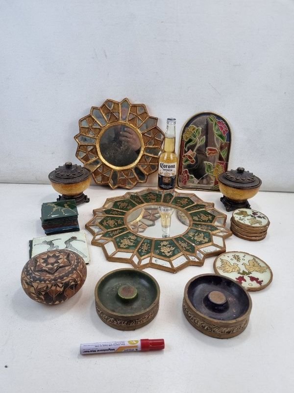 Lote de Espejos, Recipientes y Adornos Decorativos