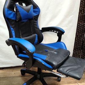 Silla Gamer Tapizada Eco Cuero Azul/Negro Reclinable con Apoya Pies - imagen 3