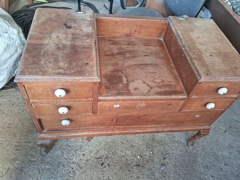 Antiguo mueble tocador con seis cajones - imagen 7