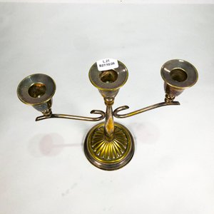 Candelabro de Bronce para Tres Velas - imagen 2