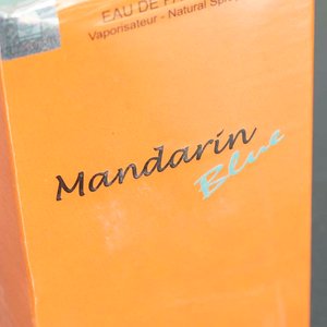 Perfume Mandarin Blue Eau de Parfum 100ml Nuevo - imagen 2