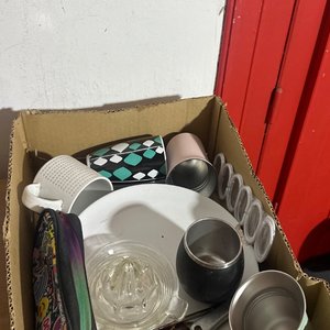 Lote siguiente: Set de Mates y Accesorios de Cocina