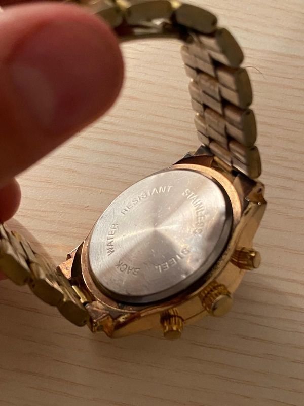 Reloj de oro Michael Kors con esfera grande - imagen 4