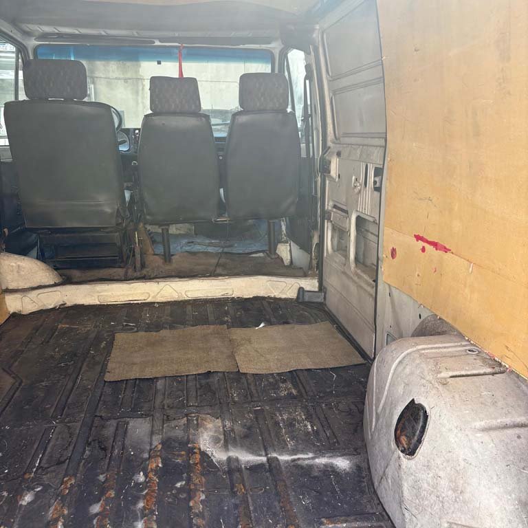 Item 2100103 - Image 11