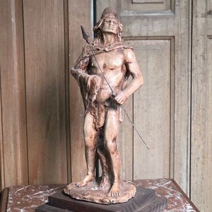 Lote anterior: Escultura de indio con lanza, cerámica, Carlos Acosta