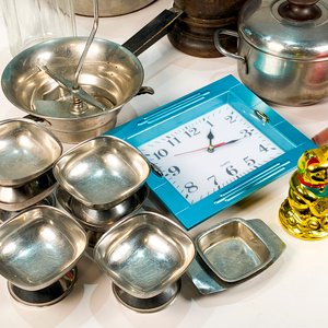 Lote de Artículos de Cocina: Sartenes, Olla, Máquina Picadora, Mortero y Más - imagen 4