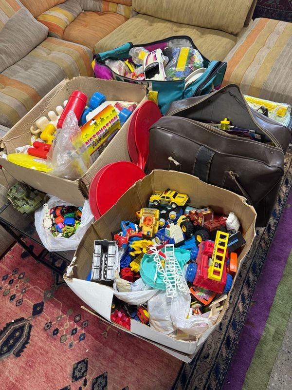 Lote siguiente: Colección de juguetes vintage para seleccionar